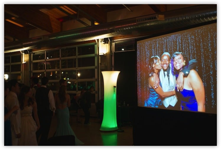 1000 Words Photo booth kiosk and projection screen - school function